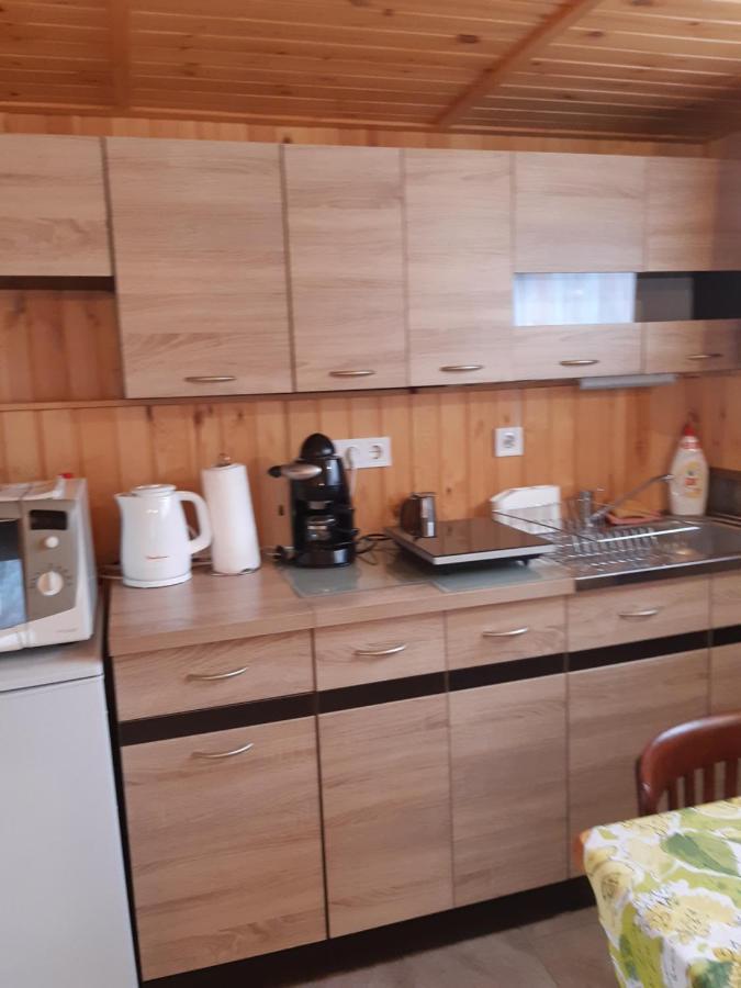 Matyas Apartman Tard Eksteriør billede